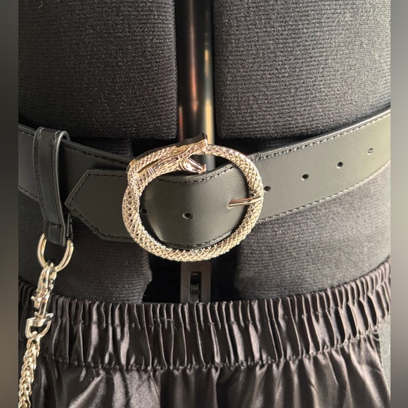 Disturbia Kaliya Snake Chain Harness - Picture 2 of 6